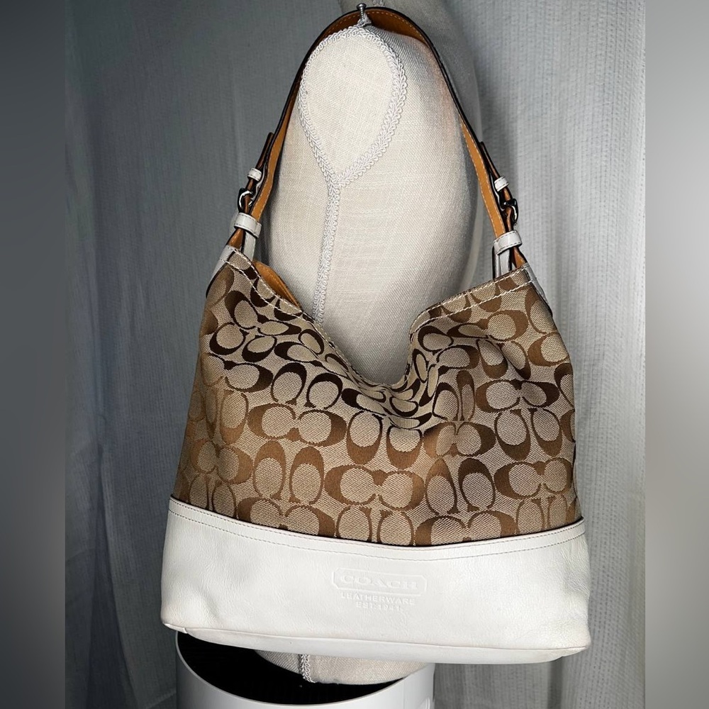 Coach matching set